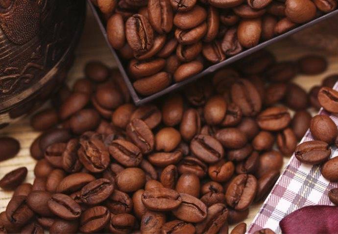 Какой сорт кофе лучше: арабика или робуста. отличительные особенности, полезные свойства и вкусовые качества