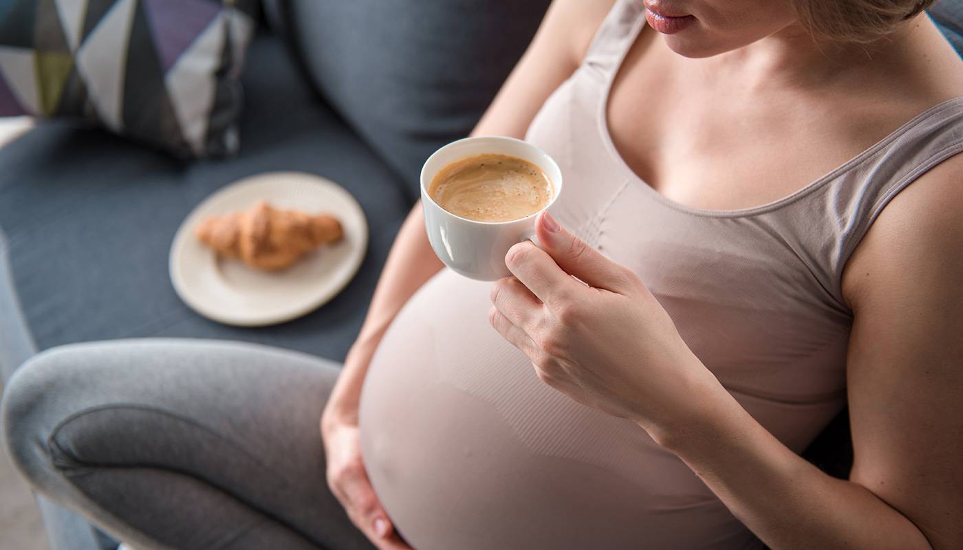Можно ли пить кофе при беременности и ее планировании?