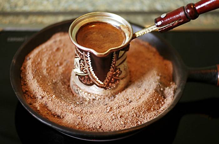 Как готовить кофе в турке дома – раскрываем все тонкости