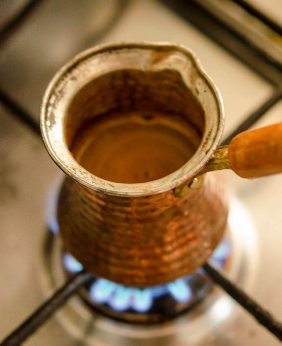 Кофе по-турецки: как правильно сварить в турке на песке, рецепты приготовления