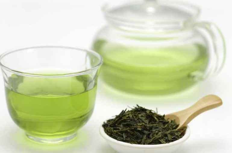 Маска для волос от выпадения с зеленым чаем