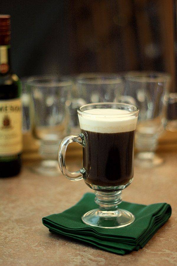 Ирландский кофе – согревающая классика