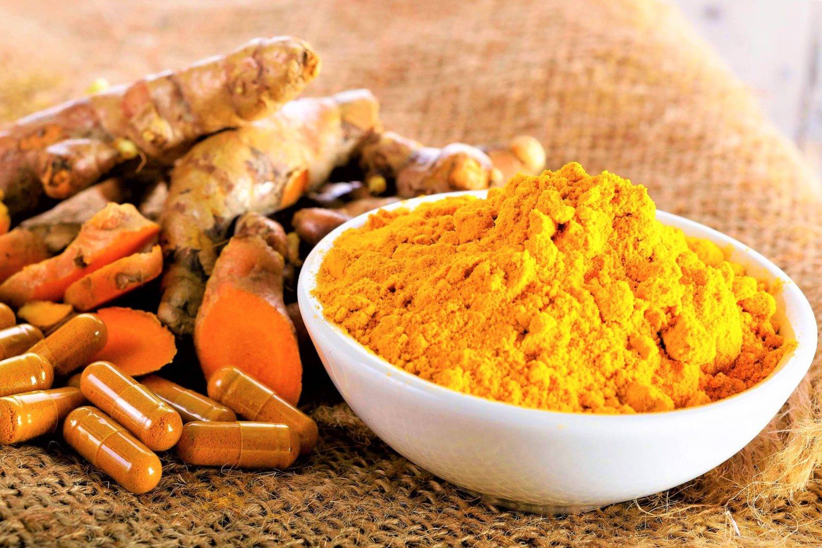 Curcumin. Куркумин. Куркума Турмерик. Куркума специя. Куркумин специя.