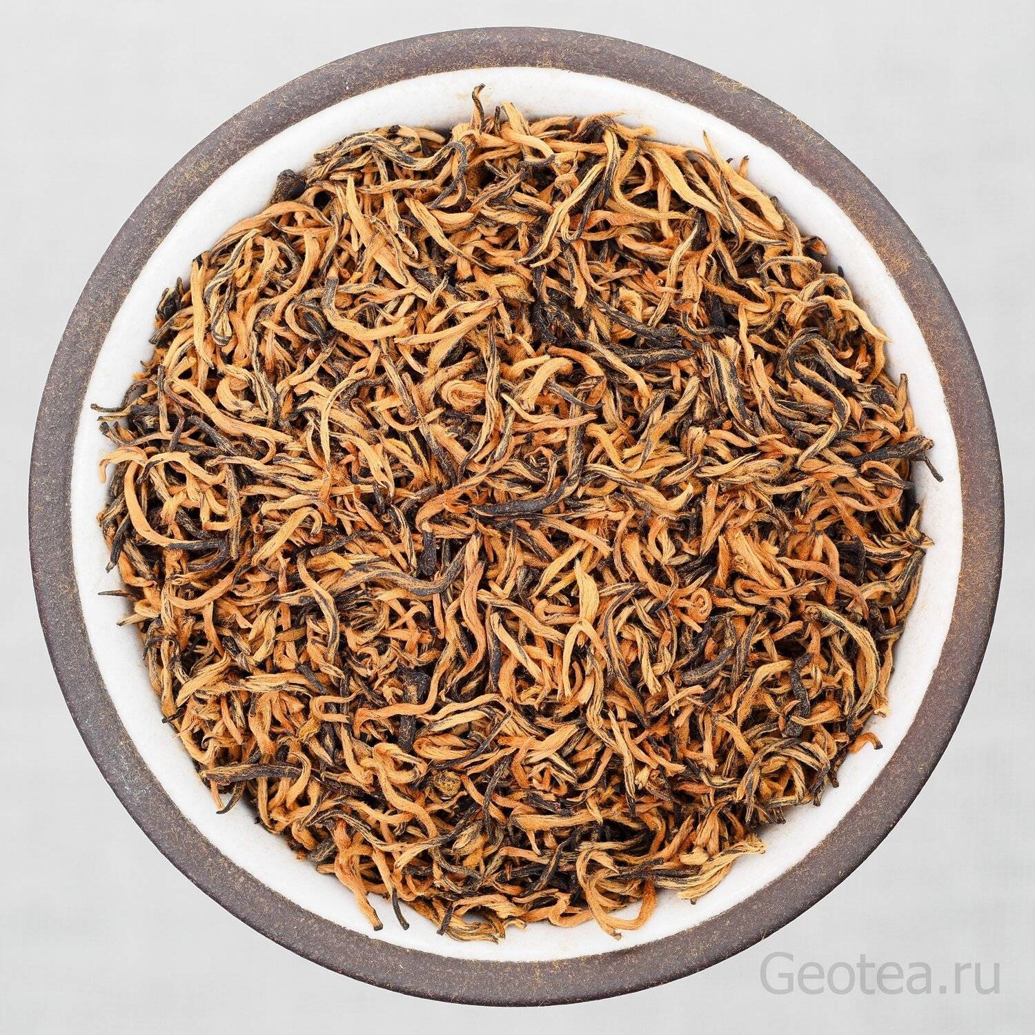 Золотые брови (цзинь цзюнь мэй) — китайский красный чай