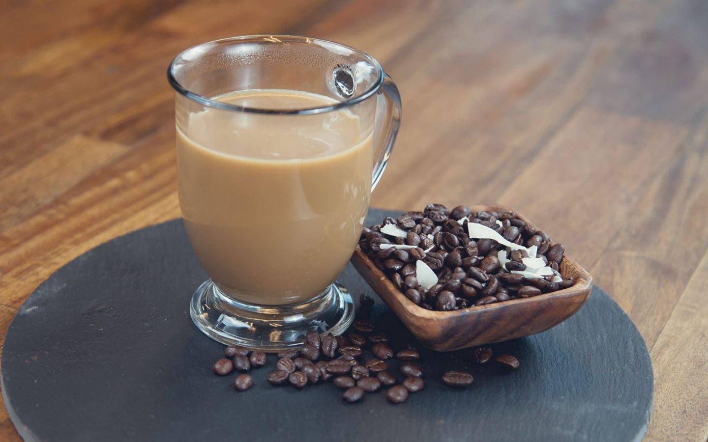 Кофе и кокосовое молоко – торжество вкуса