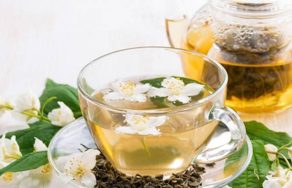 Жасминовый чай — полезные свойства, секреты приготовления