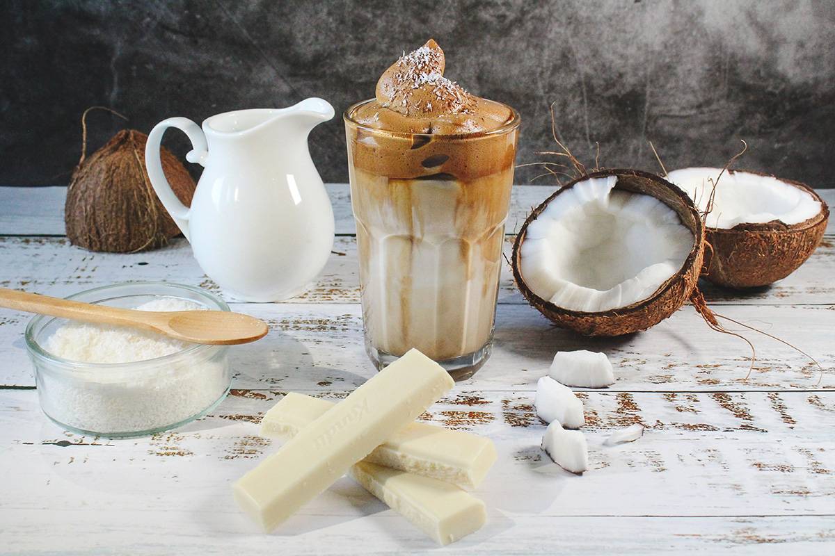 Кофе с кокосовым молоком рецепт | портал о кофе