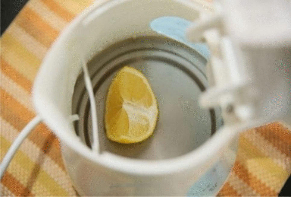 Как почистить чайник лимонной кислотой: методы, отзывы (видео)