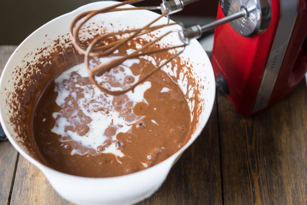 Шоколадная помадка из какао для торта: рецепт – как сделать в домашних условиях