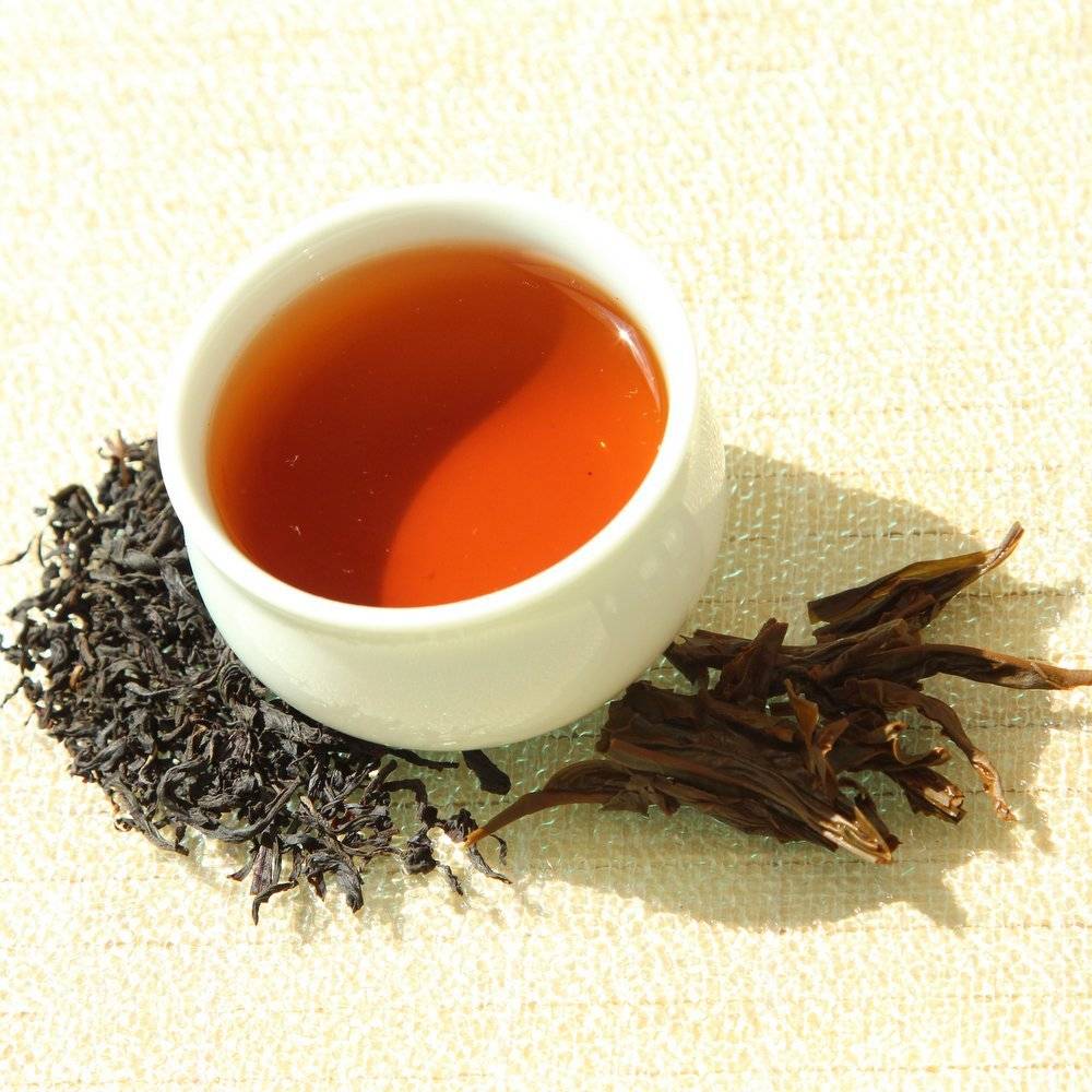 Красный чай как заварить, польза и вред