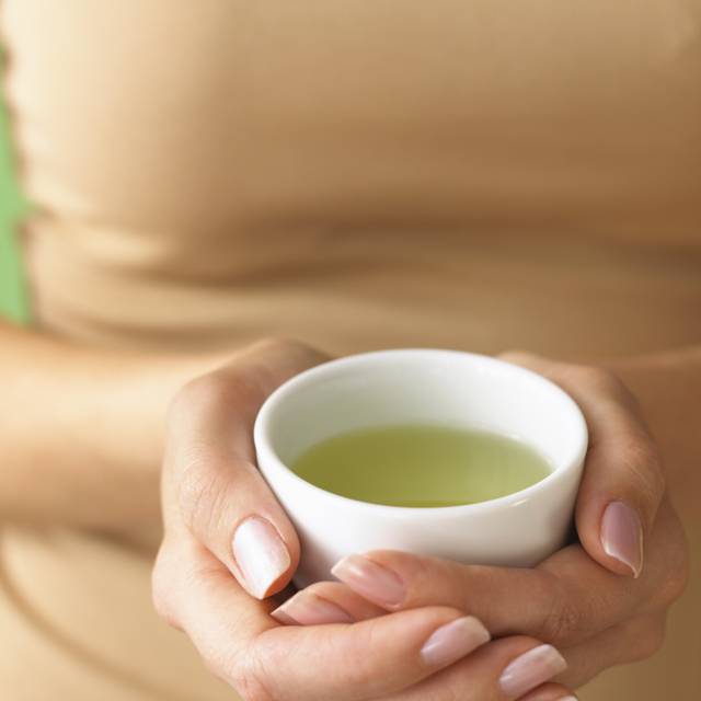 10 полезных свойств зеленого чая, которые облегчат беременность