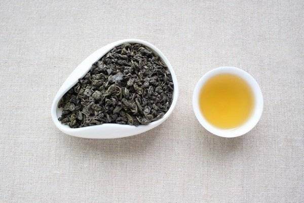 Зеленый чай. сорта, состав и полезные свойства. использование в косметологии и для похудения. употребление при беременности