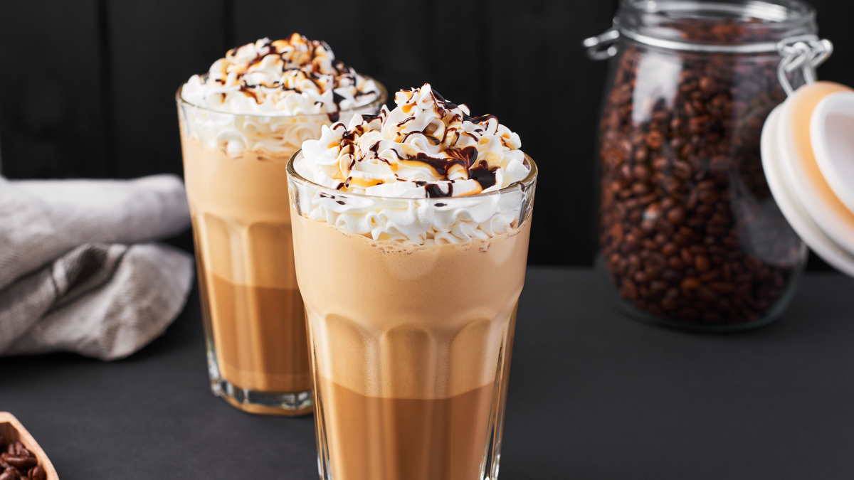 Как приготовить кофе латте в домашних условиях: в кофемашине, без кофемашины