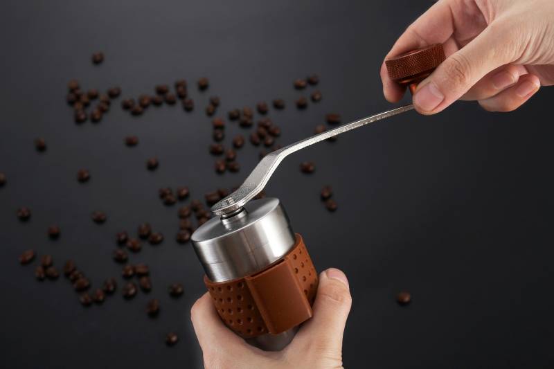 Как помолоть кофе в зёрнах без кофемолки