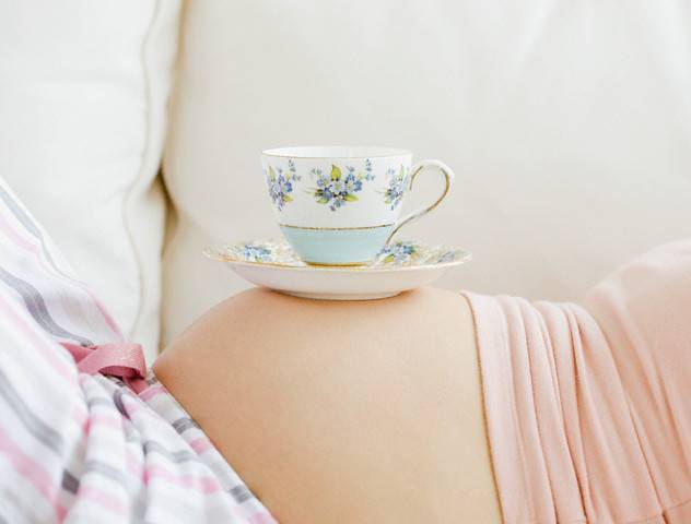 Применение ромашки при беременности на ранних и поздних сроках