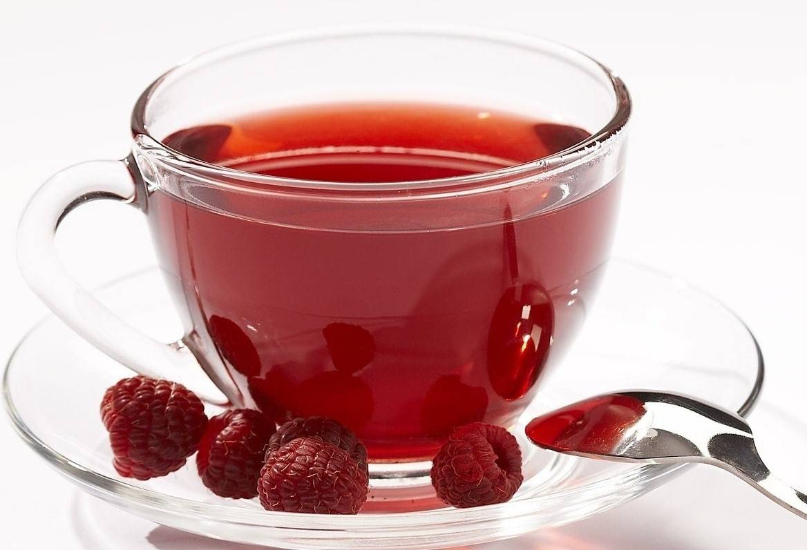 Можно ли пить чай с малиной при простуде, температуре, польза и вред чая с малиной при беременности