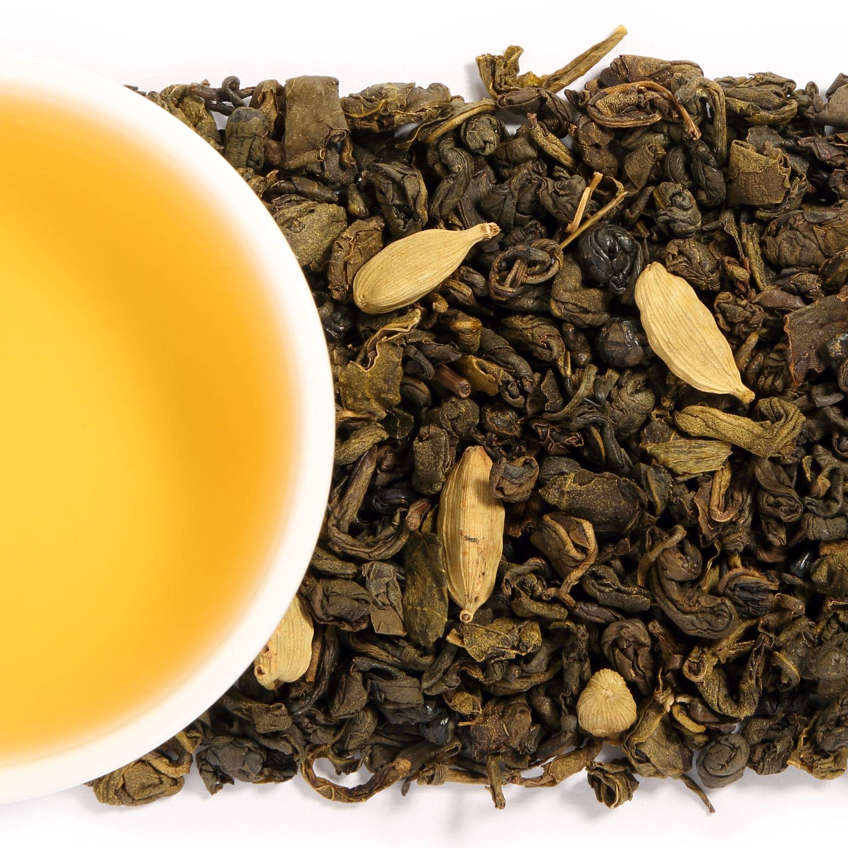 Чай с кардамоном: полезные свойства и противопоказания, рецепты