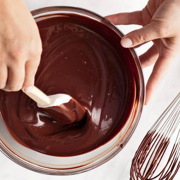 Шоколадный крем из какао порошка для торта: простой рецепт с молоком и без