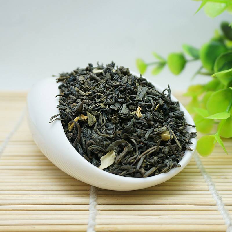 Чай с жасмином: польза и вред для здоровья