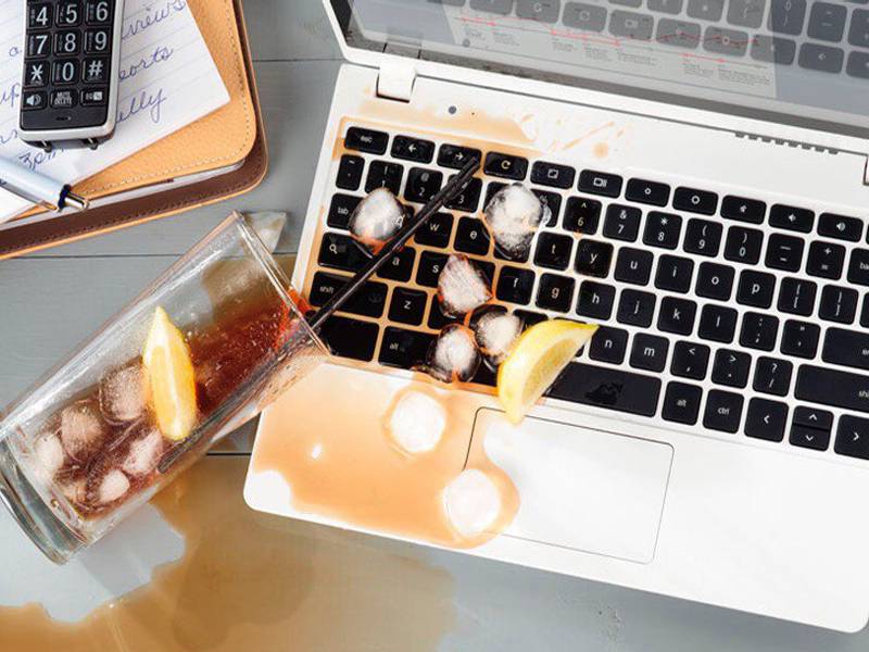 Что делать если пролили кофе на ноутбук – инструкция