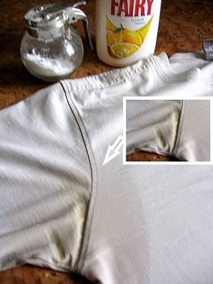 Как отстирать белые вещи: топ 25 средств для выведения пятен с одежды в домашних условиях
