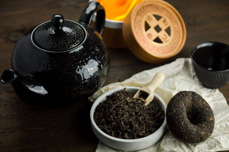 Чай пуэр: полезные свойства и противопоказания, как заваривать