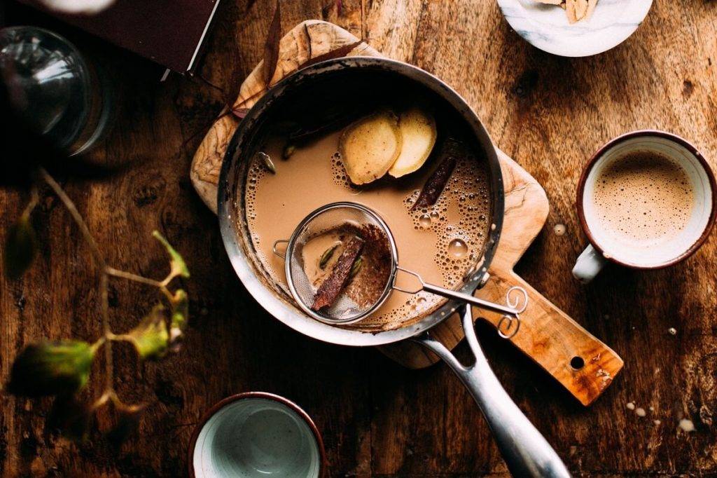 Чем заменить чай и кофе в рационе женщины : 10 альтернативных напитков