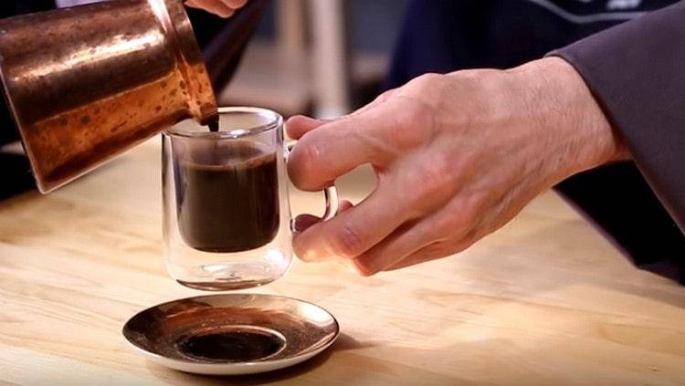 Заваривание кофе холодным способом: лучше проверенные рецепты
