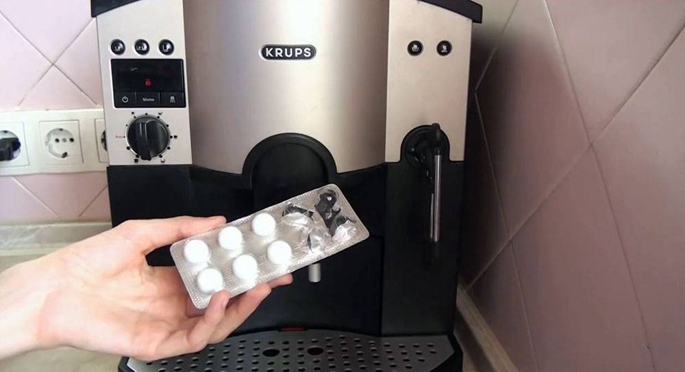 Очистка от накипи кофемашины delonghi: промывка и антинакипином и декальцинация специальным очистителем