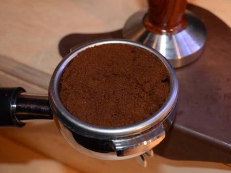 На что влияет степень помола кофе: как выбрать помол для турки, кофемашины, френч-пресса