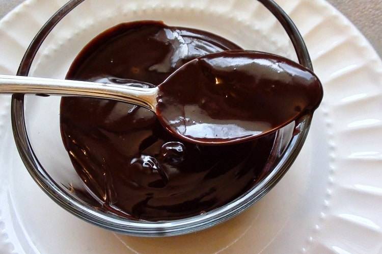 Как сделать шоколад со сливками: рецепты горячего шоколада, для глазури и с клубникой