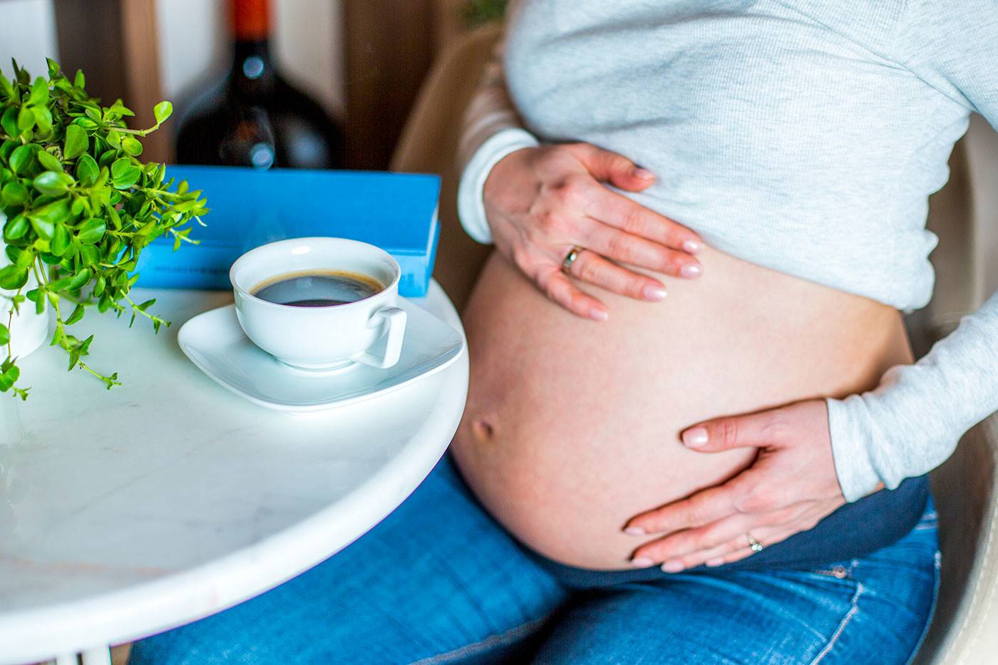 Можно ли беременным пить кофе и какой лучше