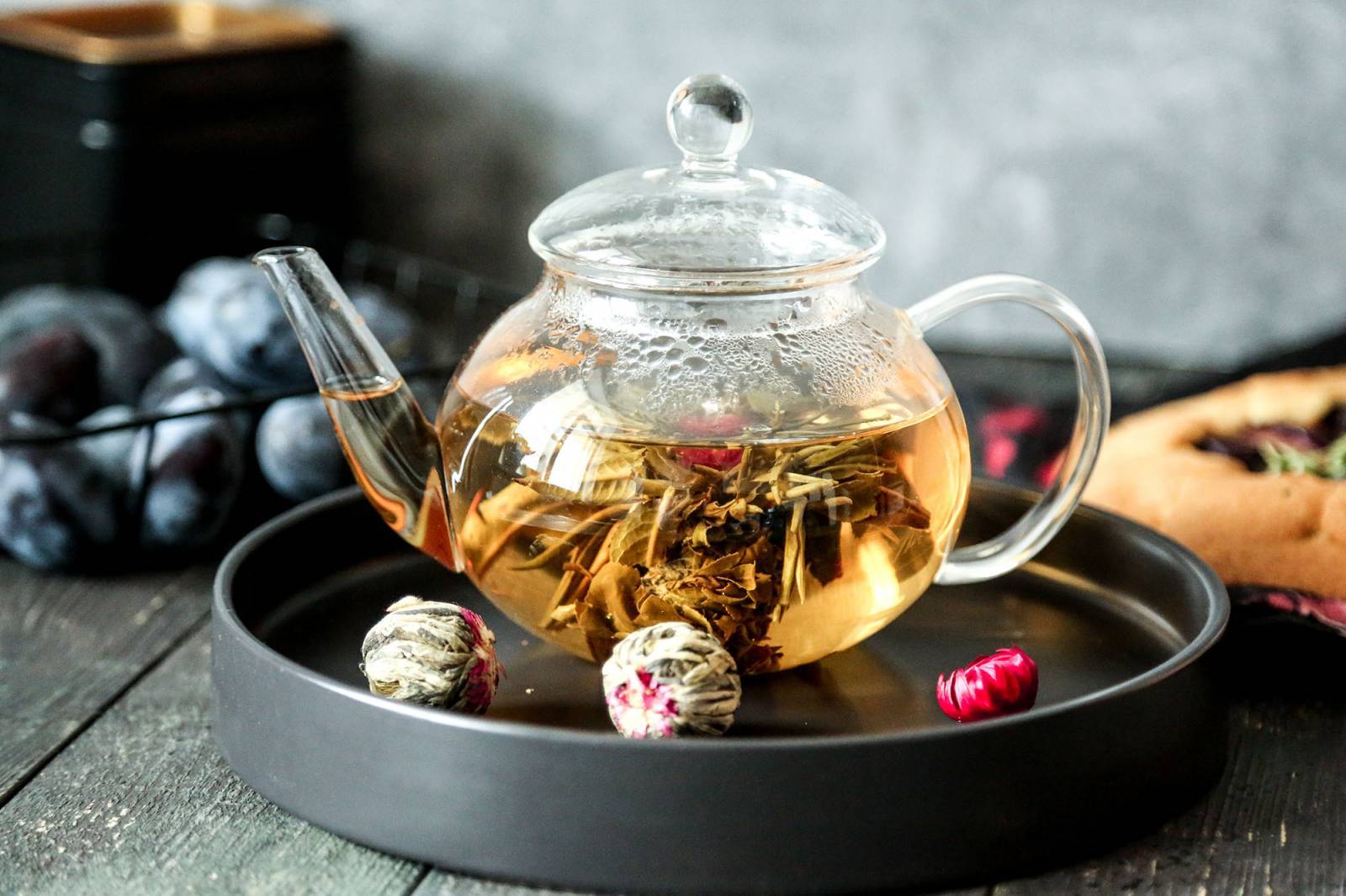 Чай пуэр – что это, свойства, польза и вред. как правильно заваривать и пить чай пуэр