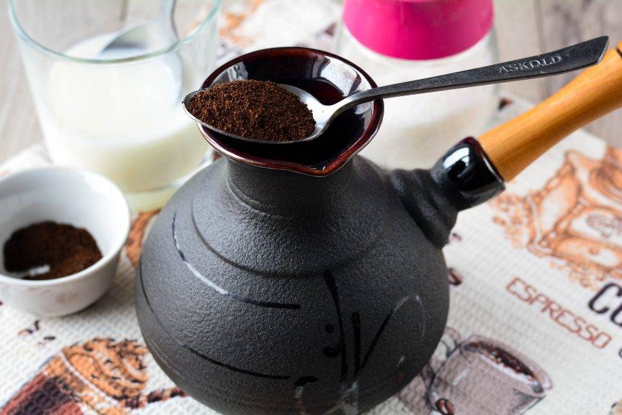 Как нужно варить кофе с молоком в турке