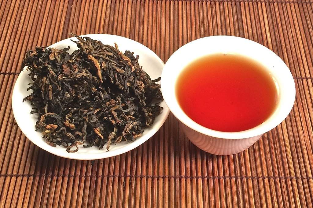 Чай от повышенного давления: зеленый, черный или чай с каркаде?