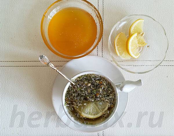 Чай с ромашкой: польза и вред для женщин