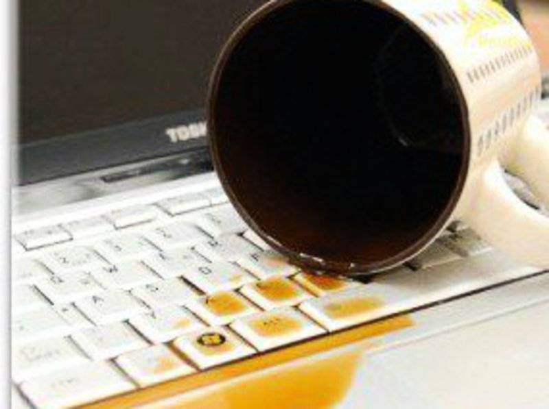 Что делать, если на клавиатуру была пролита вода?