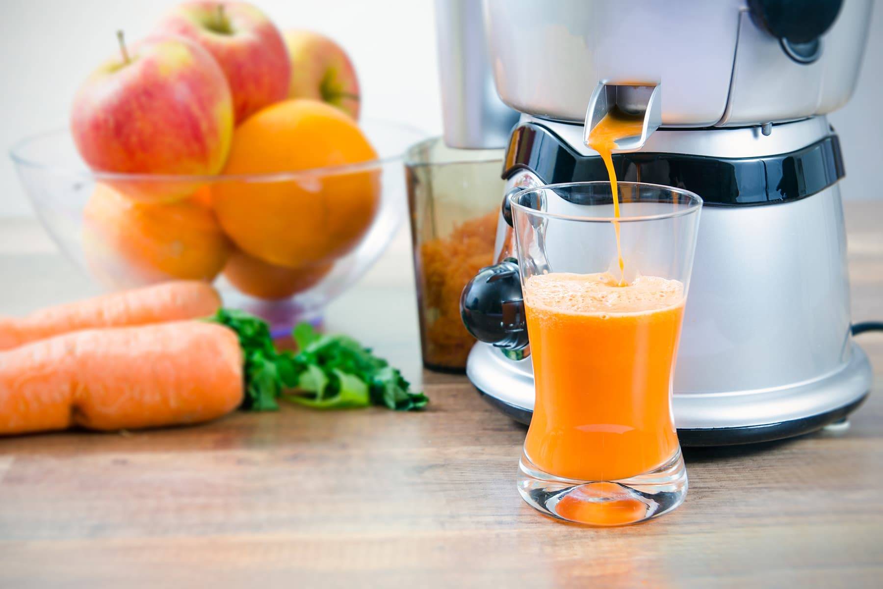 Как сделать морковный сок в домашних условиях?