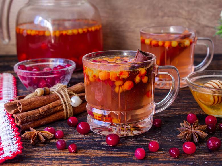 Чай с клюквой — польза и вред ягодного напитка, лучшие рецепты