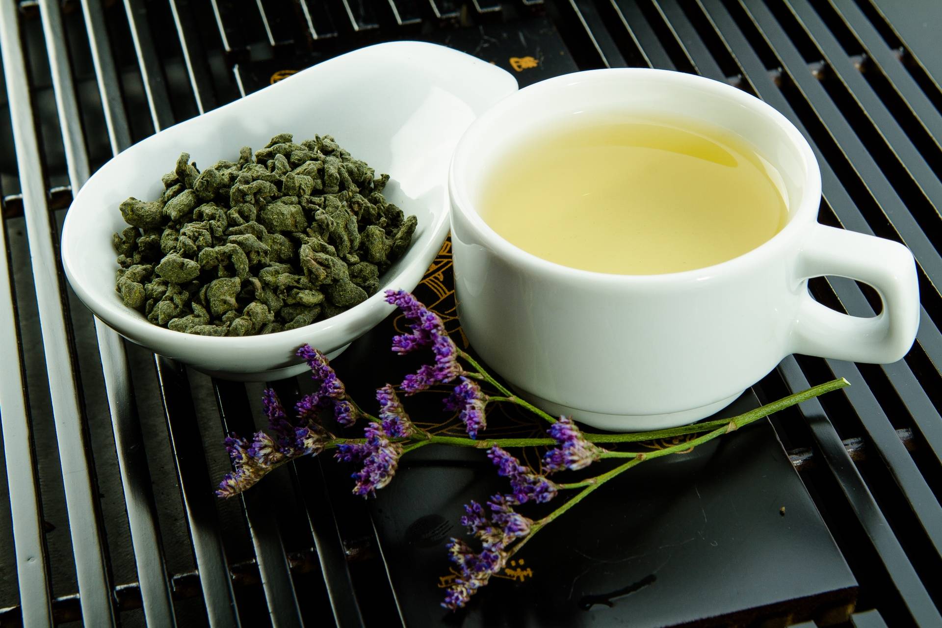 Чай с саусепом: польза и вред, особенности, как заваривать
