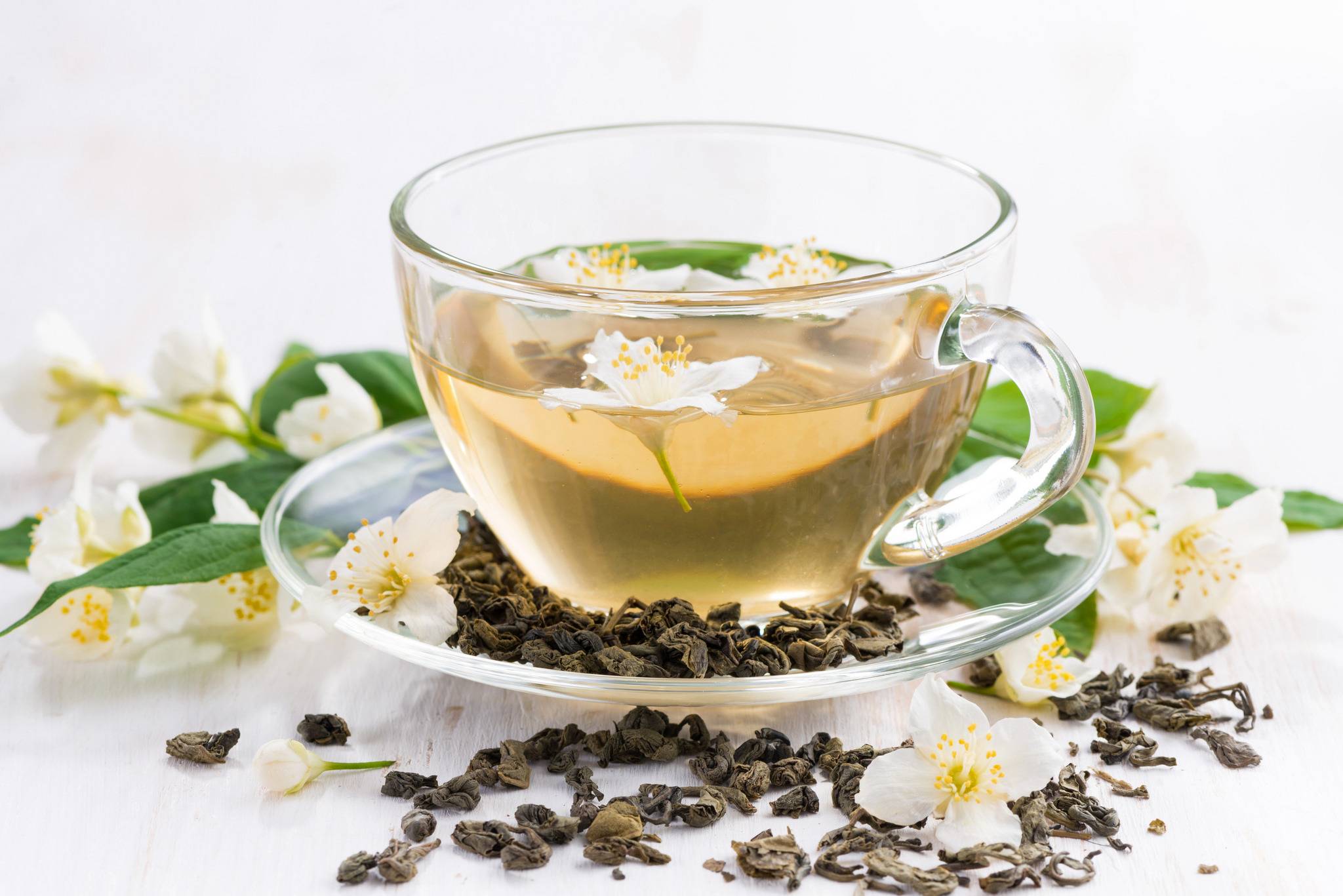 Чай с жасмином: заваривание, польза и вред, отзывы