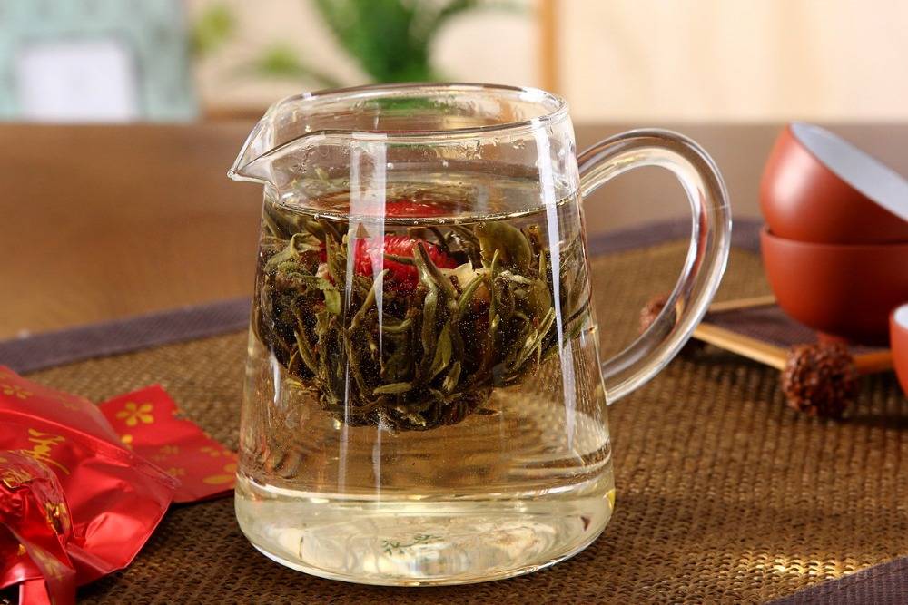 Связанный чай: виды и полезные свойства