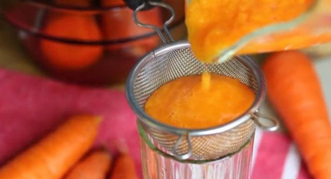 Несколько удачных рецептов морковного сока
