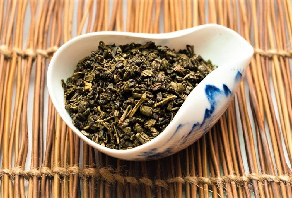 Зеленый чай ганпаудер (порох): полезные свойства, как заваривать