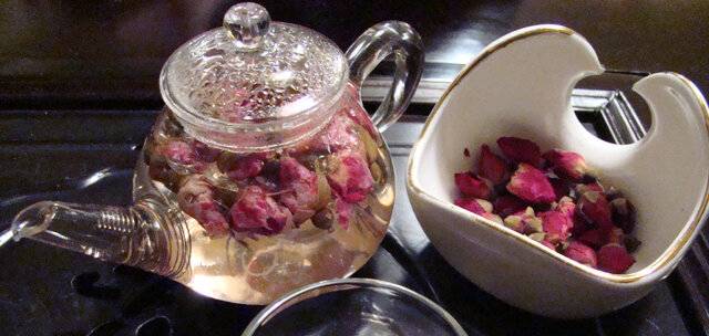 Как заварить чай из розы с пользой для организма