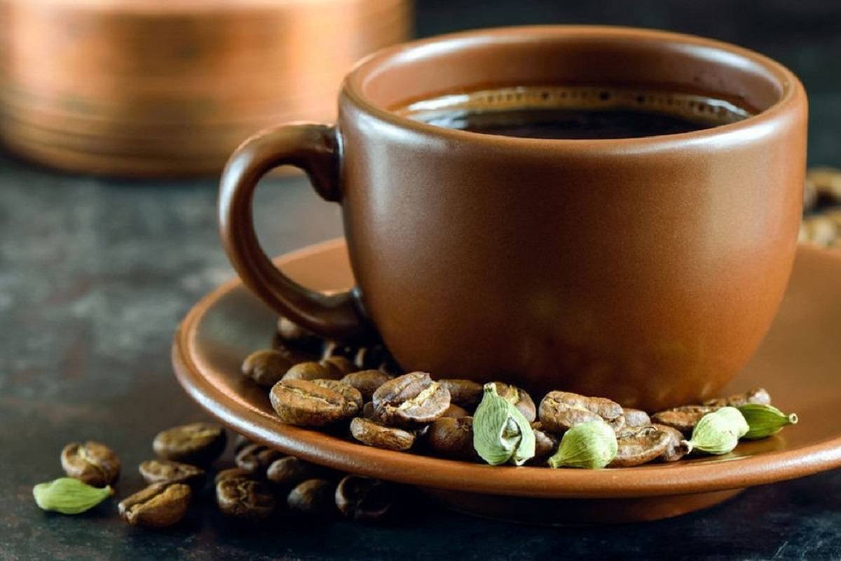 Готовим и пьем полезный кофе с кардамоном