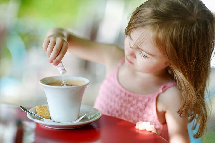 Со скольки лет можно пить кофе детям?