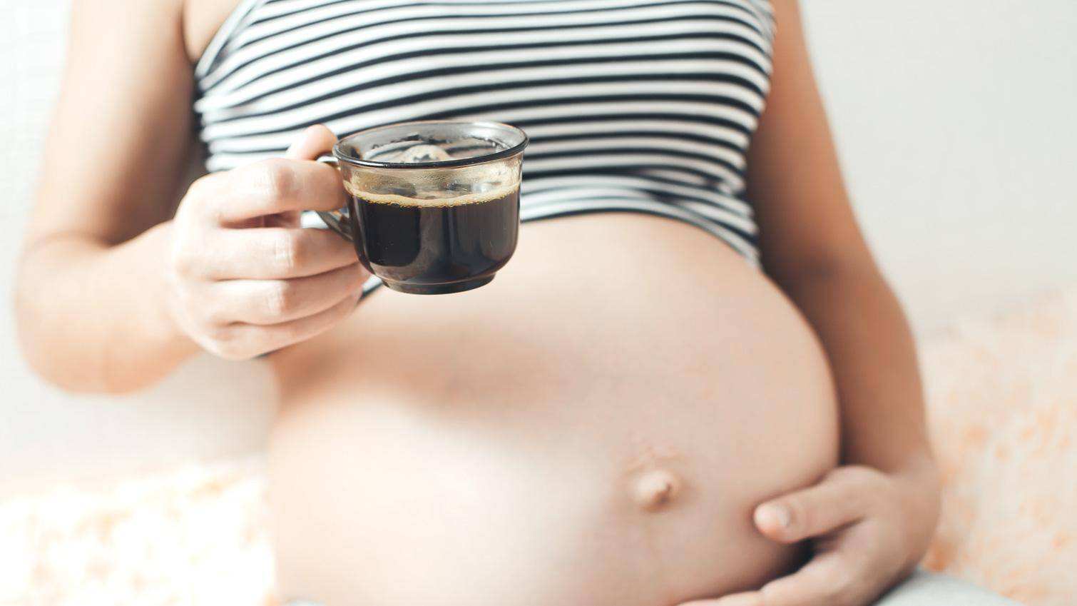 Чашечка кофе для будущей мамы: почему бы и нет