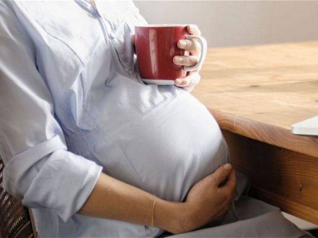 Можно ли беременным пить кофе, польза и вред во время беременности
