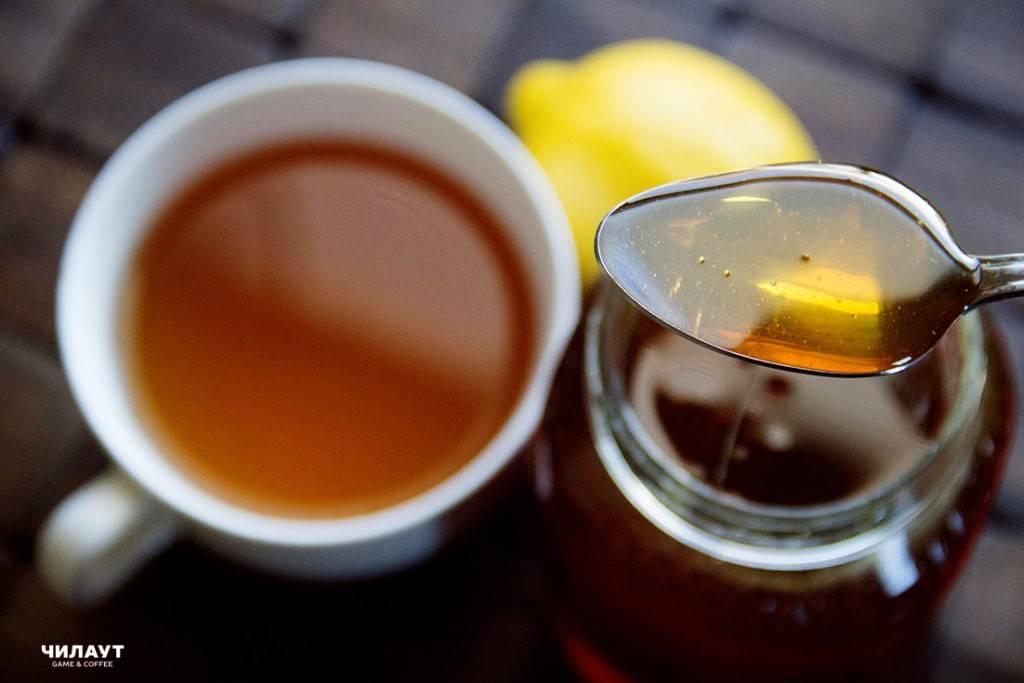 Можно ли пить чай с медом: польза и вред, рекомендации и видеообзор